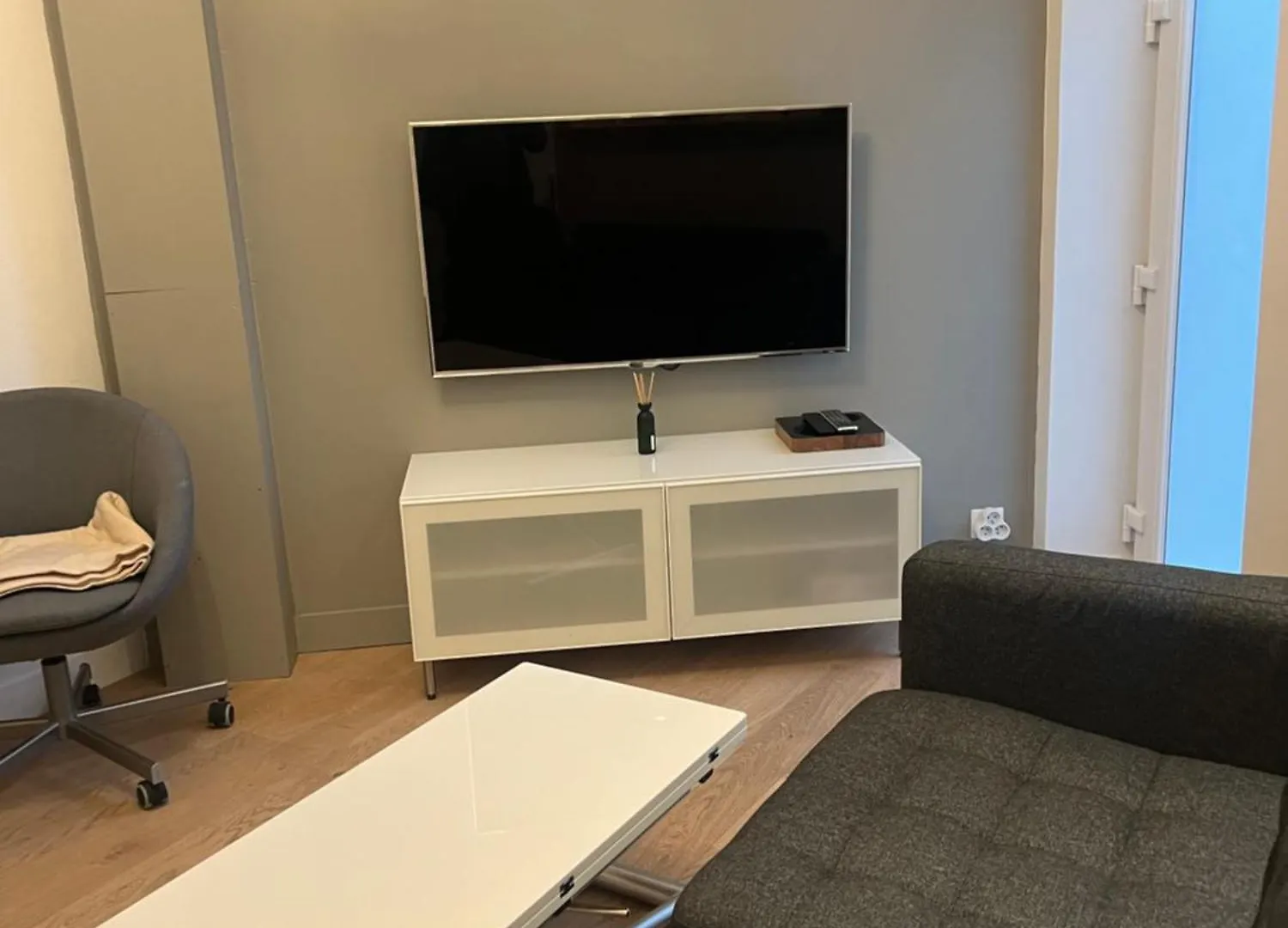 Lägenhet Magnifique Appartement Au Coeur Du 8E Paris