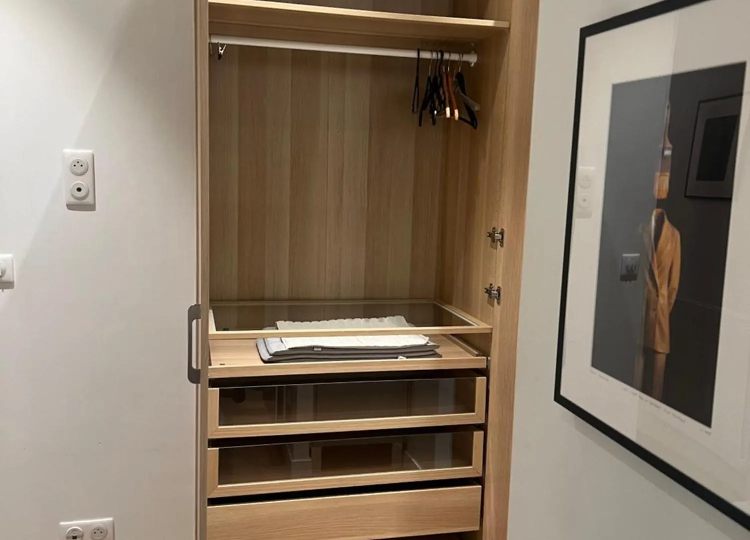 Lägenhet Magnifique Appartement Au Coeur Du 8E Paris Frankrike